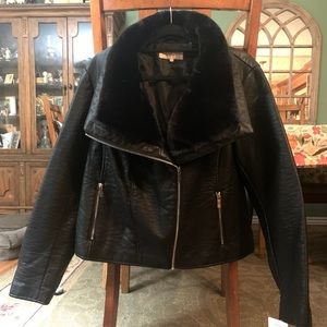 Black Faux Leather Jacket-Fur Collar- With Tags